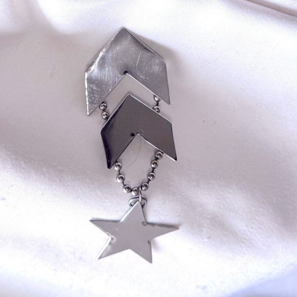 🎖️Vintage Stunning Military Style Silver Star Pendant Pin / Brooch 🎖️ - Picture 3 of 15